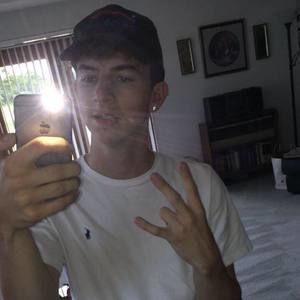 Meet your Posher, Gavin